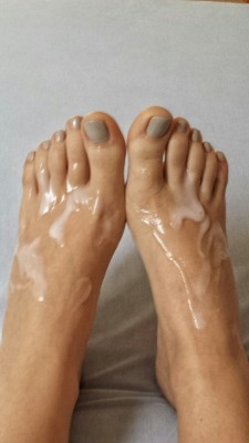 thestudentbored:  #footjob #footjobs #cumshot #cum #finalwork