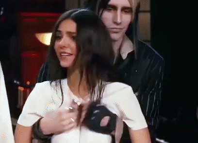 hotty-gif:  Victoria Justice