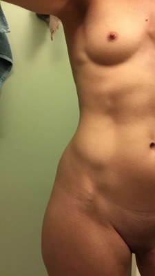 deviantcouplesnapchat:  Getting naked for our snapchat crew!