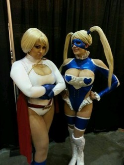 Ivy Doomkitty (power girl) Marie-Claude Bourbonnais (r.Mika)