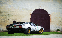 automotivated:  De Tomaso Pantera GTS. (by Pieric Dupaquier)