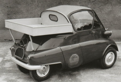 doyoulikevintage:  BMW ISETTA WITH TINE PICKUP TRUCK 