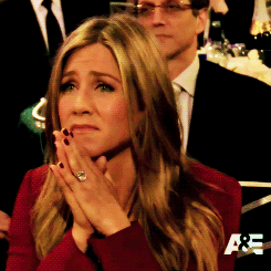 unepetitecourge:  Jennifer Aniston during Julianne Moore’s
