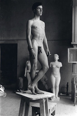 michael-bidner:  nude model, classic pose, cool vintage shot