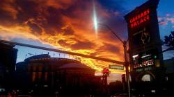 serendipiting-sempiternal:  Vegas sunset, can’t miss it.  