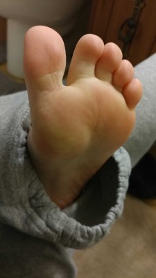 amateur feet and soles