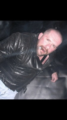 cigarsarehot:  Woof 