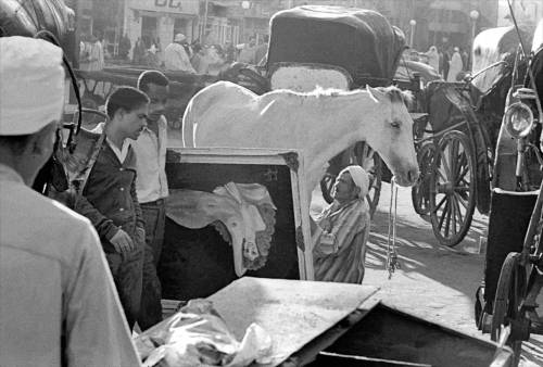 Frank Horvat,  Street scene with painting, Cairo, Egypt, 1962.
