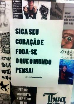 É, morena. Tá tudo bem.