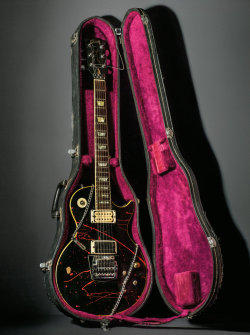 hansligaard:  Slayer’s Jeff Hanneman’s legendary Gibson Les