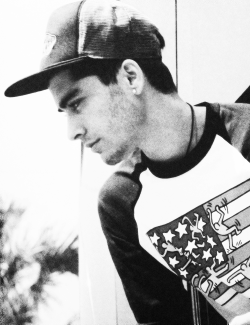 zaymalik:  {x} 