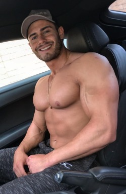 nonipplenoy: valium-marseille-fr:   teenmuscular:    Nice pecs