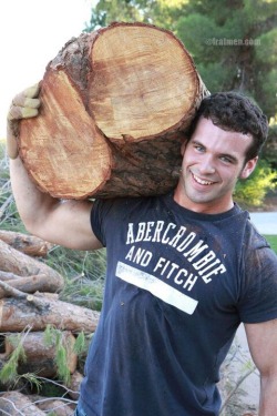 1of2dads:  guygear:  Showing it off…     Thousands of pics