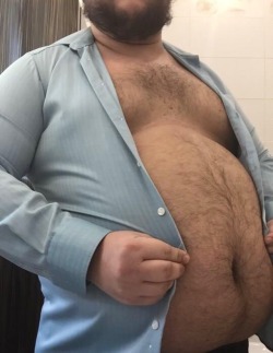 fromrussiawithabear:The shirt that used to fit. Now I am even