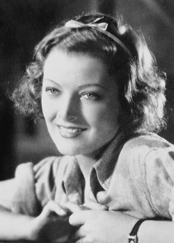 Myrna Loy in Strictly Confidential (1934)