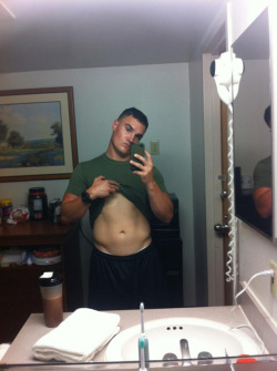 uncutmilitarymen:  Set 4 of the 24 year old straight Marine hottie