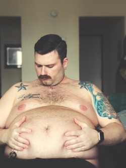 beardedsaint:  I ate qdoba and now I’m expecting.