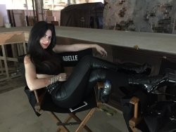 dailyemeraudetoubia:  Emeraude Toubia behind the scenes of Shadowhunters