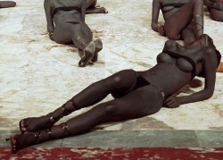 kradhe:  Vanessa Beecroft, performance VB48 at the Palazzo Ducale