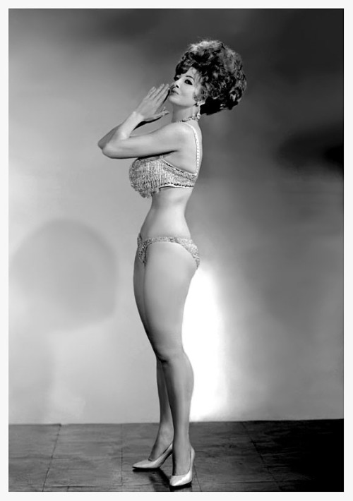 burleskateer: Tempest Storm      (aka. Annie Blanche Banks) More Tempest pics can be found here.. 