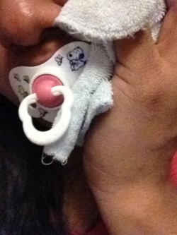 I love mi pacifier and my rag sleep Ã±.Ã±