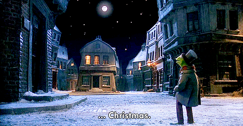 cockchomp:  raphmike:  I HAVE WAITED ALL YEAR TO POST THIS  THE ONLY CHRISTMAS MOVIE THAT MATTERS 