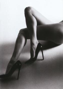 classykittenn:  Black heels by Mert Alas &amp; Marcus Piggott 