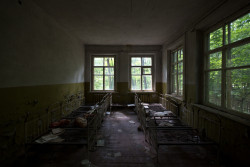 Kindergarten Nursery, Chernobyl Source: dswphoto (reddit)