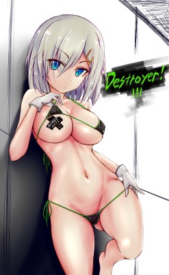 hentafutas22:  Hamakaze showing off some of her hull. ;) 