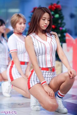 korean-dreams-girls: SeolHyun (AOA) - ‘RUNWAY’ Release Event