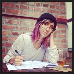 LOOK AT HOW FUCKIN STUDIOUS I AM … with my whiskey. #starstudent