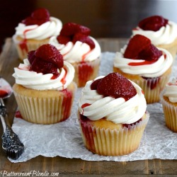 bakeddd:  roasted strawberry and mascarpone cupcakes click here