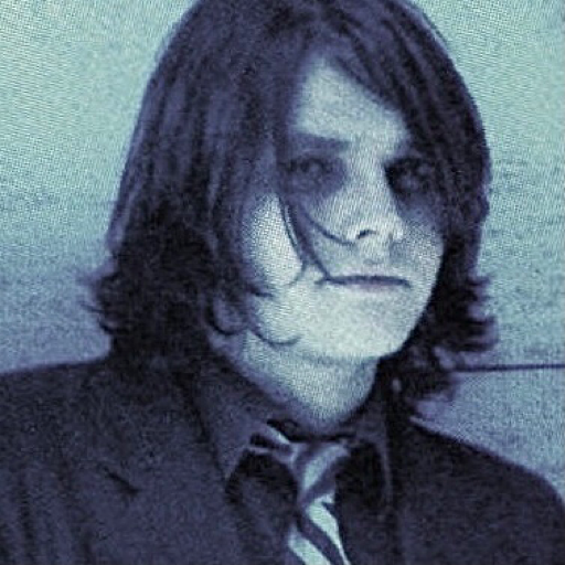 mcrbois:i’ll never get sick of your pretty face.x