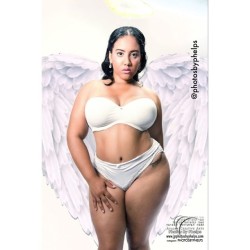 Heavenly body with devilish curves  you go girl! @jackieabitches  giving her Victoria secret vibe. #sexy  #thick #cleavage  #lingerie #sultry #fashion #hips #plusmodel  #published  #photosbyphelps  (at jackie house not her mama house )