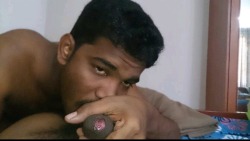 tamilgaypics:  Hot tamil boy sucking! #HotTamilBoys
