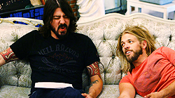 canciondeamorcaducada:    “Taylor’s like my brother; he’s my best friend in the world.” -Dave Grohl  