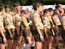 schboyshorts:  roverscout2:  Why is that so many lads love being in scoutsÂ ?  Nice troop 