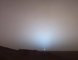 humanoidhistory:  SUNSET ON MARS — The Sun dips below the rim
