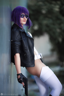 ifievergetintocosplay:  GITS 2 by KinslayeR13Check out http://ifievergetintocosplay.tumblr.com for more awesome cosplay