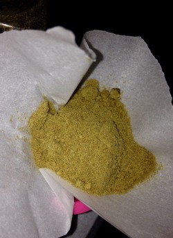 bakedloaf:A little kief