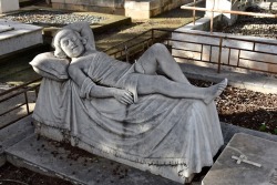 graniteonmypizza:  Κοιμητήριο Λεμεσού Cemetery