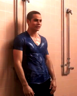 slaughterme-barnes:  Dylan O’brien - wet and quite frankly