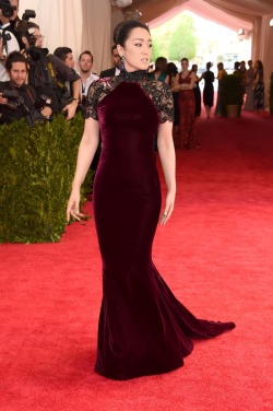 brownpropaganda:  c4ndlewax:  Gong Li at the Met Gala 2015  Powerful