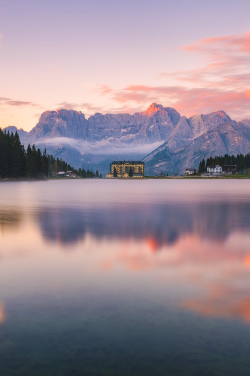 stayfr-sh:  Lake Misurina