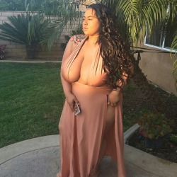 lust4thickness:  thiqdivazent: The Gorgeous….  Bree Westbrooks