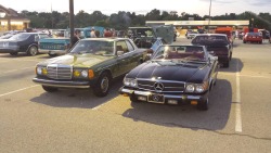 smoothshift:  Took this picture of my buddy’s 450SL and my