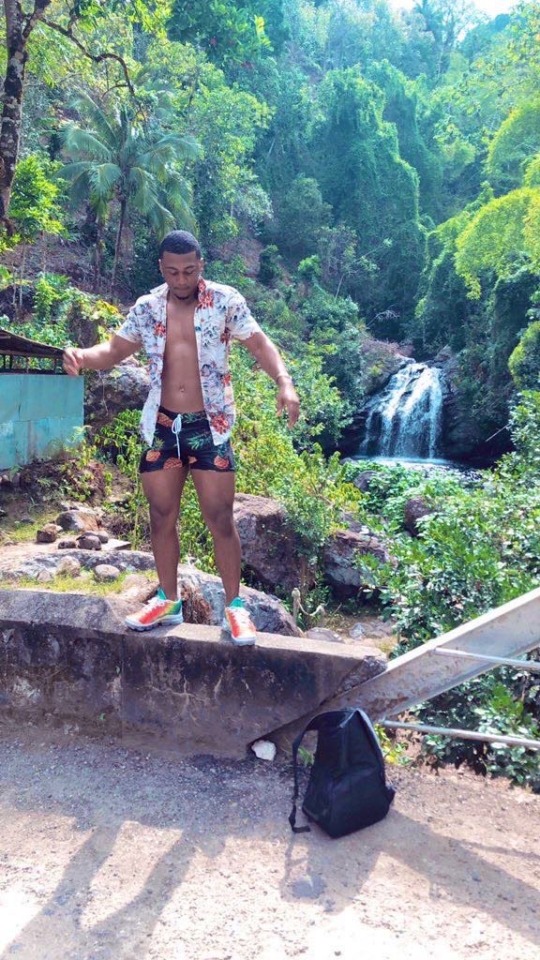 sumsexyboiz:
