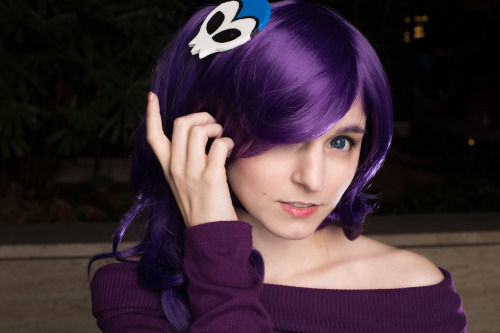 chelzorthedestroyer:  so I did a beauty shoot while wearing Zone-Tan at Awa 2015 and I love them. <3   Iâ€™d like to reiterate how much I really like this Cosplayer as well as this specific cosplay she does. You cannot look at that face without melting