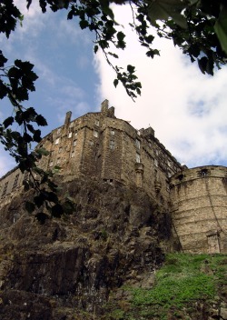 cityhopper2:  Edinburgh Castle, Edinburgh,  Scotland   photography