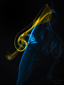 imickeyd:  Sergey Tolmachev - Images of smoke 